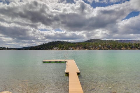 Lake Access, Fire Pit Glacier Country Getaway! Apartment in Kalispell