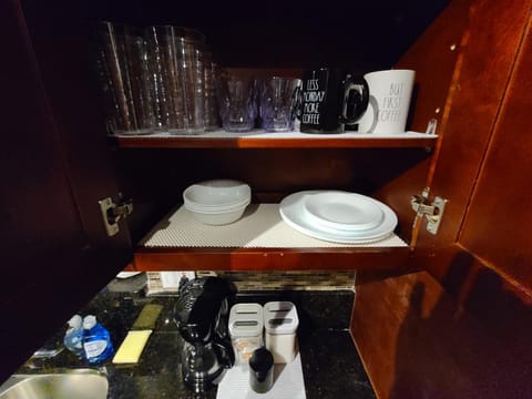 Atlanta Sandy Springs Dunwoody Condo Apartment in Sandy Springs