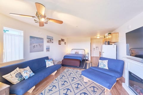 Sandpiper Approach Apartment in Long Beach