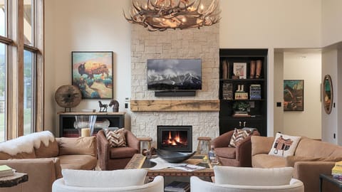 Living room, Seating area, fireplace