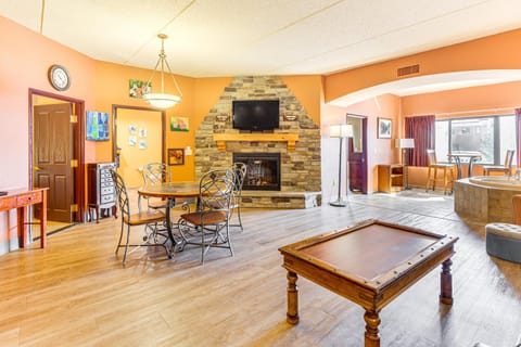 Chula Vista Condo Resort Perks and Family Fun! Apartment in Wisconsin Dells