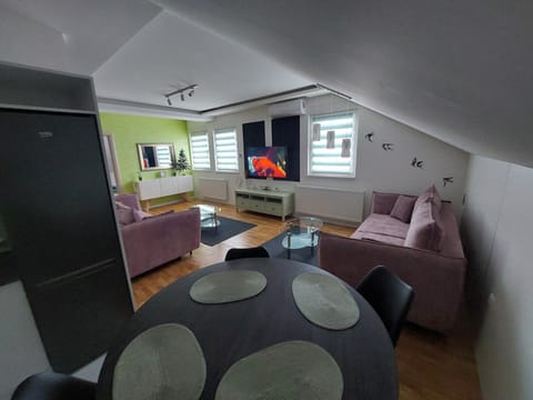 Oaza apartmani Jakovo VENERA Apartment in Belgrade