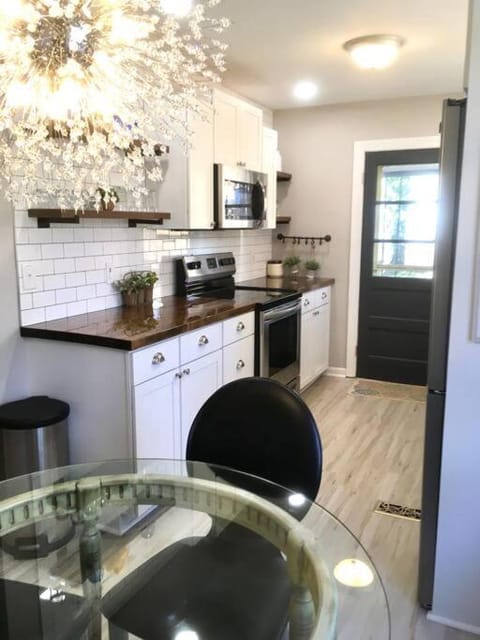 Kitchen or kitchenette, oven, stove