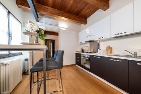 Suite Deluxe in Palazzo Storico - Centro Sassari - Appartamento Sassari Apartment in Sassari