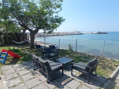 Beach house House in Halkidiki