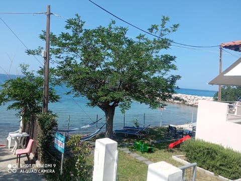 Beach house House in Halkidiki