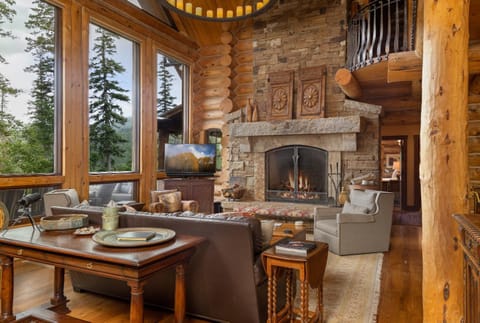 Hilltop Hideaway by Exceptional Stays Chalet in Mountain Village