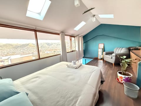 Bed, Natural landscape, Photo of the whole room, Bedroom, towels