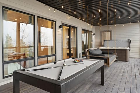 Luxury Trails Escape House in Watauga