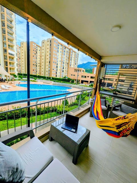Property building, Balcony/Terrace, Swimming pool