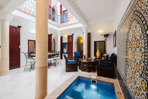 Living room, Swimming pool