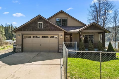 Rockford Bay Bliss House in Kootenai County