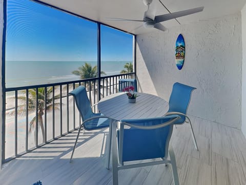 Balcony/Terrace, Seating area, Sea view