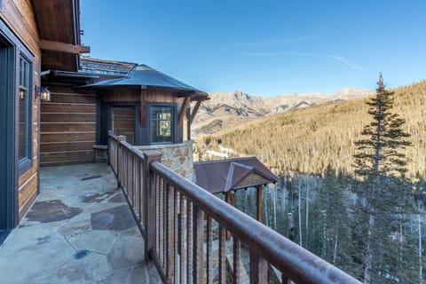 Two Trails by Exceptional Stays Chalet in Mountain Village