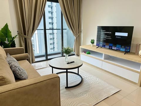 Communal lounge/ TV room, TV and multimedia, Living room