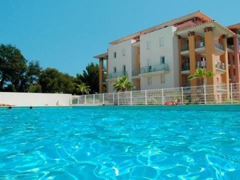 Property building, Swimming pool