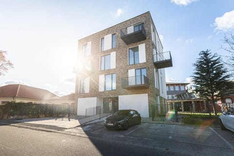 Property building, Balcony/Terrace