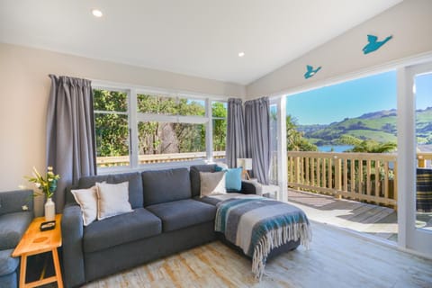 Natural landscape, Balcony/Terrace, Living room, Seating area