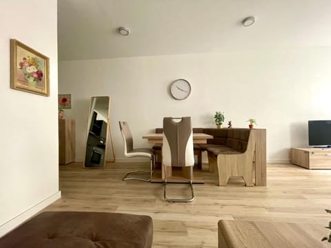 NEU Goldstadt Gallery City Suite Zentrum Pforzheim am Schlössle Apartment in Pforzheim