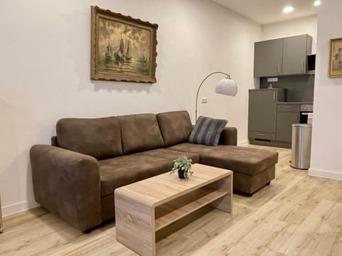 NEU Goldstadt Gallery City Suite Zentrum Pforzheim am Schlössle Apartment in Pforzheim