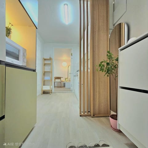Kitchen or kitchenette