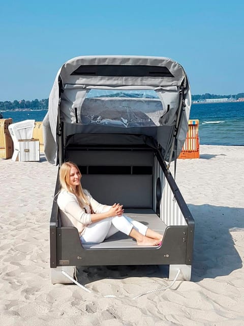 Schlafstrandkorb Nord -Höhe Jungfernstieg Luxury tent in Eckernförde