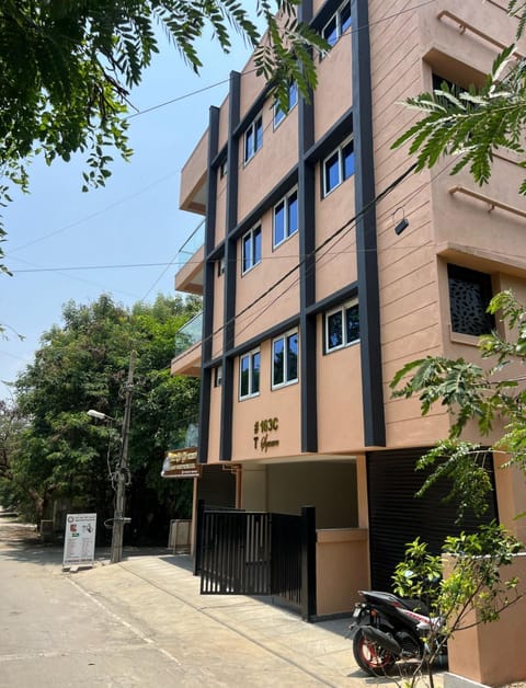 Property building, Neighbourhood, Street view