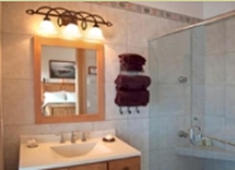 Cozy Bed and Breakfast Accommodation near the Devil’s Lake State Park, Wisconsin House in Lake Wisconsin