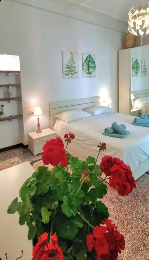 Luxury house 50m from the Sea, near the Center Apartment in Savona