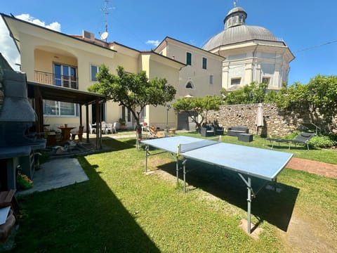 Property building, Spring, Day, Garden, Garden view