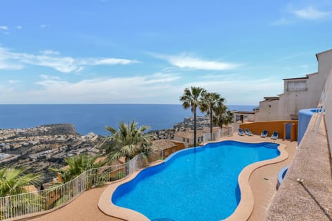 Nearby landmark, Day, Natural landscape, View (from property/room), Pool view, Sea view, Swimming pool, sunbed