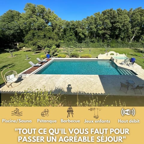 Pool view, Swimming pool, sunbed