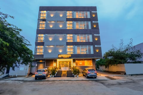 Property building, Location, Parking