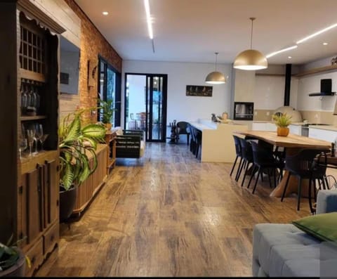 Banquet/Function facilities, Seating area, Dining area, kitchen