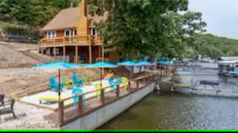 Sandy beach water toys great dock House in Lake of the Ozarks