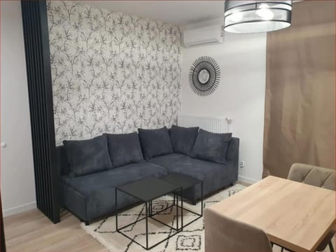 Bed, Living room, Seating area, Dining area, wardrobe, air conditioner