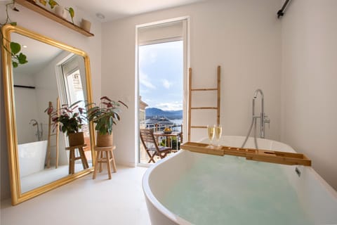 Bathroom, Mountain view, Sea view, Bath