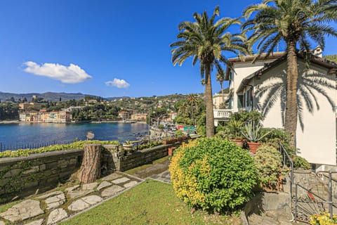 Property building, Garden, Sea view