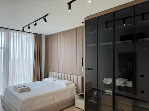 Bed, Photo of the whole room, Bedroom, towels, wardrobe