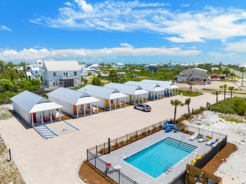 Property building, Day, Natural landscape, Pool view, Swimming pool, Parking, sunbed