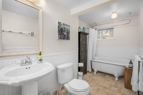 Gorgeous Beach! Lakefront with large Wooden Deck House in Norton Shores