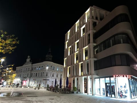 Property building, Night, Location