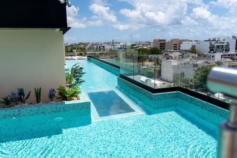 Pool view, Swimming pool