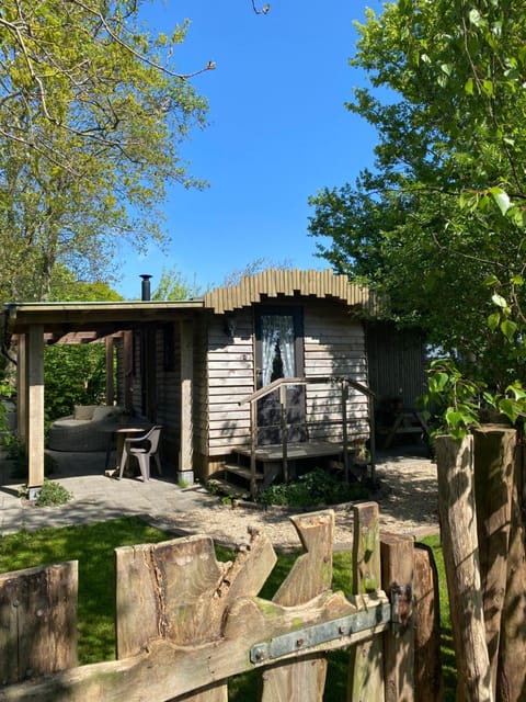 Property building, Garden