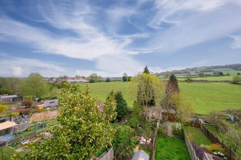 Natural landscape, Garden, Bedroom