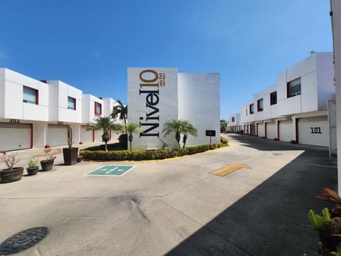 Property building, Parking
