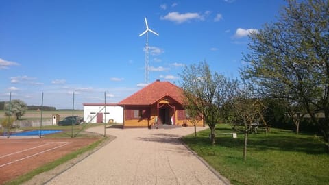 Property building, Spring, Day, Neighbourhood, Natural landscape