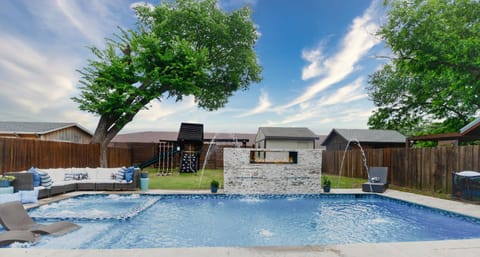 Swimming pool