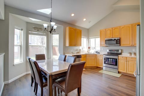 La Casita with Private Yard 17 Mi to Dtwn Denver House in Commerce City