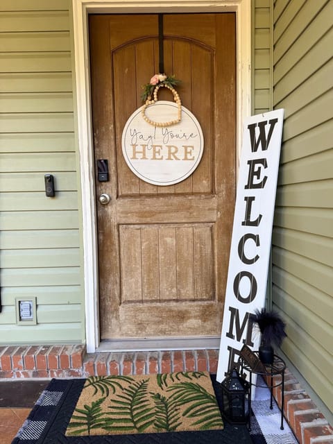 Home in the Heart of Enterprise House in Enterprise